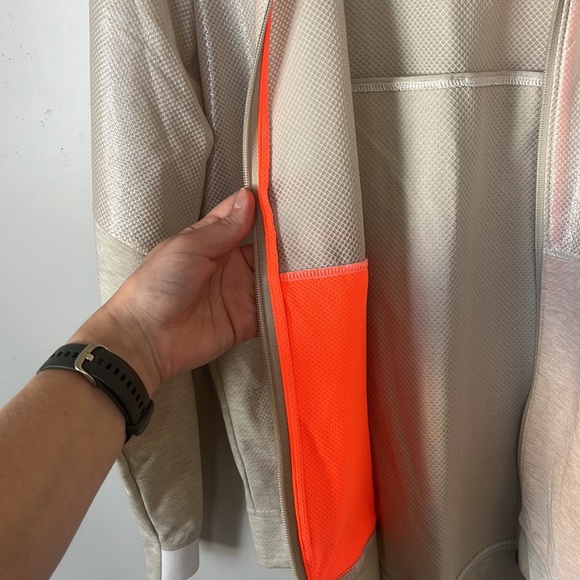 Under Armour | Beige Zip Up Jacket - Picture 10 of 12